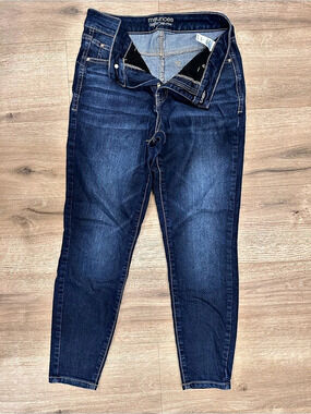 Maurices Everflex High-Rise Skinny Jeans Skinny Jeans Blue Size 6 short